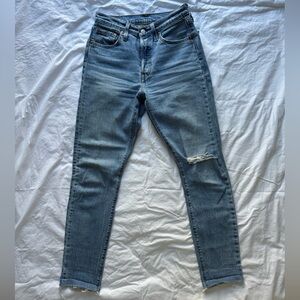 Skinny high waisted jeans